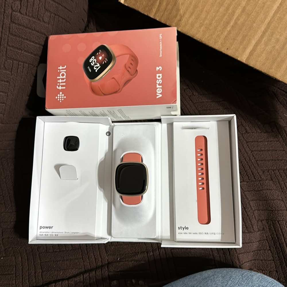 Fitbit Versa 3 used like new